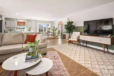 4246 Mackinnon Drive, Charlotte, NC 28214 - Photo 5