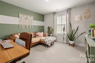 4246 Mackinnon Dr, Charlotte, NC 28214 - Photo 13