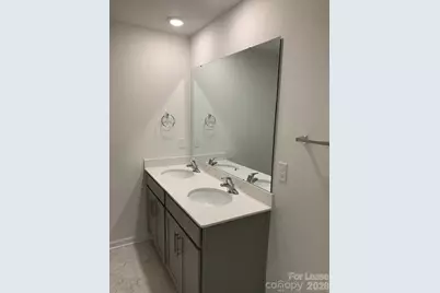 8028 Murray Branch Drive, Charlotte, NC 28216 - Photo 13