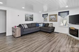 2466 Cottage Ln, Liberty Hill, SC 29074 - Photo 15