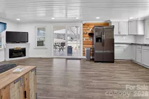 2466 Cottage Ln, Liberty Hill, SC 29074 - Photo 17