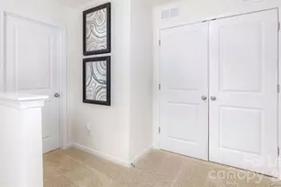 6006 Guildford Hill Ln, Charlotte, NC 28215 - Photo 19