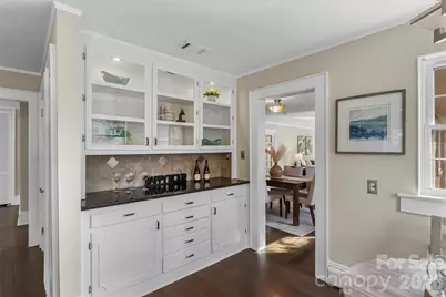 121 33rd Avenue NE, Hickory, NC 28601 - Photo 17