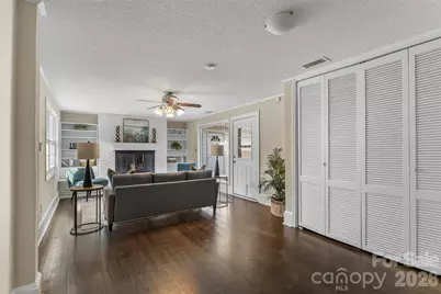 121 33rd Avenue NE, Hickory, NC 28601 - Photo 21