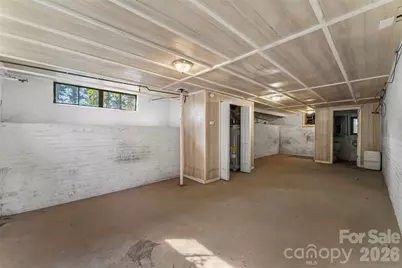 121 33rd Avenue NE, Hickory, NC 28601 - Photo 31