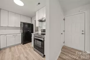 9037 J M Keynes Dr, Charlotte, NC 28262 - Photo 5