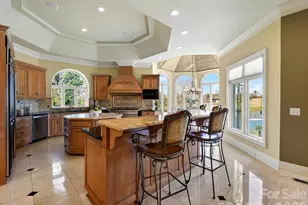 6905 Shinnecock Hill Ln, Charlotte, NC 28277 - Photo 19