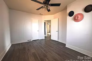 711 Yuma St, Charlotte, NC 28213 - Photo 9