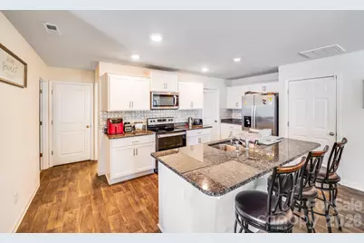 3173 Green Apple Drive, Dallas, NC 28034 - Photo 9