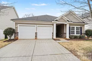 10926 Kinnairds St, Charlotte, NC 28278 - Photo 13