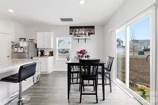 5330 Upton Pl, Charlotte, NC 28215 - Photo 17