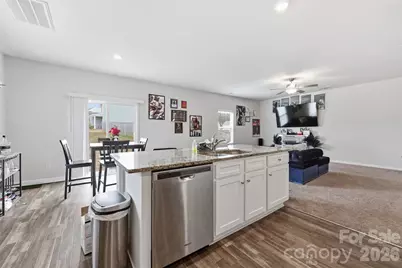 5330 Upton Place, Charlotte, NC 28215 - Photo 15