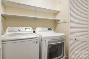 84 Lakeview Ct, Brevard, NC 28712 - Photo 15