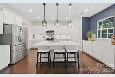 128 W Morehouse Avenue, Mooresville, NC 28117 - Photo 7