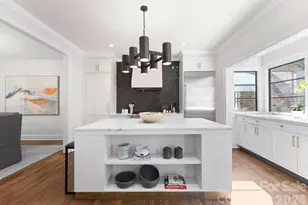 236 Perrin Pl, Charlotte, NC 28207 - Photo 11