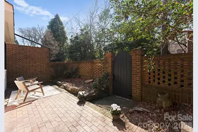 236 Perrin Place, Charlotte, NC 28207 - Photo 31