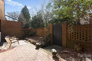 236 Perrin Pl, Charlotte, NC 28207 - Photo 31