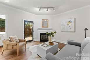 236 Perrin Pl, Charlotte, NC 28207 - Photo 15