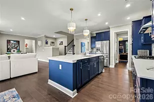 11004 Larkslea Ln, Charlotte, NC 28278 - Photo 7