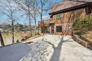 6880 Shade Tree Ln, Sherrills Ford, NC 28673 - Photo 39