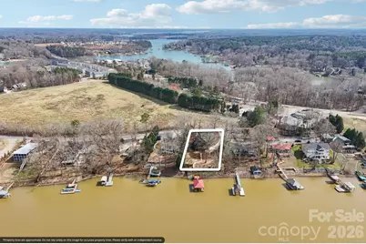 6880 Shade Tree Lane, Sherrills Ford, NC 28673 - Photo 43