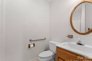 205 Deerpath Ln, Hendersonville, NC 28739 - Photo 37