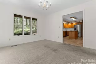 205 Deerpath Ln, Hendersonville, NC 28739 - Photo 17