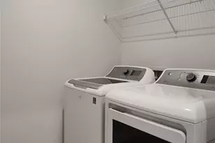 4122 Audubon Pk Dr, Charlotte, NC 28217 - Photo 25