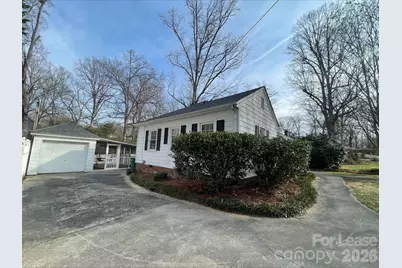 611 E Cannon Avenue, Albemarle, NC 28001 - Photo 17