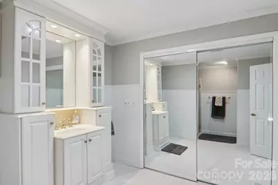 1601 Fleetwood Plaza, Hendersonville, NC 28739 - Photo 31