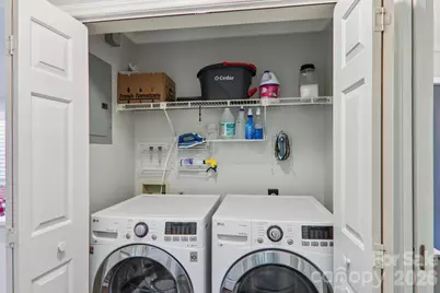 1601 Fleetwood Plaza, Hendersonville, NC 28739 - Photo 41