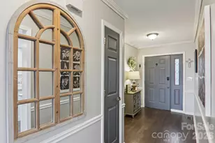 1601 Fleetwood Plaza, Hendersonville, NC 28739 - Photo 3