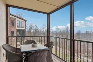 1601 Fleetwood Plaza, Hendersonville, NC 28739 - Photo 43