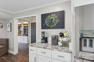 1601 Fleetwood Plaza, Hendersonville, NC 28739 - Photo 23