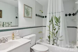 1601 Fleetwood Plaza, Hendersonville, NC 28739 - Photo 39