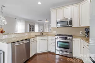 5916 Carrollton Ln, Charlotte, NC 28210 - Photo 11