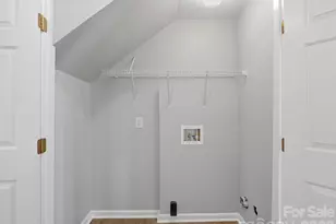 7111 Flying Scotsman Dr, Charlotte, NC 28213 - Photo 19