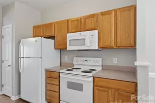 7111 Flying Scotsman Dr, Charlotte, NC 28213 - Photo 11