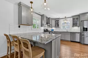 3501 Windsor Dr, Charlotte, NC 28209 - Photo 11