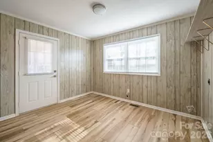 5588 Riverbend Rd, Claremont, NC 28610 - Photo 5