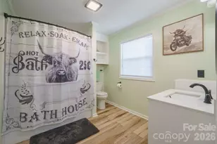 5588 Riverbend Rd, Claremont, NC 28610 - Photo 11