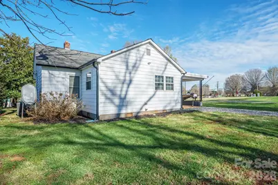 5588 River Bend Road, Claremont, NC 28610 - Photo 19