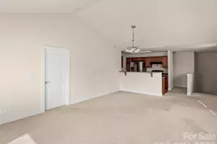 123 Foxden Dr, Fletcher, NC 28732 - Photo 5