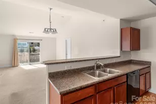 123 Foxden Dr, Fletcher, NC 28732 - Photo 7