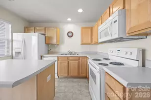 11138 Derryrush Dr, Charlotte, NC 28213 - Photo 13