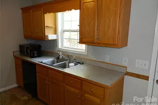 5320 Eider Ln, Granite Falls, NC 28630 - Photo 7
