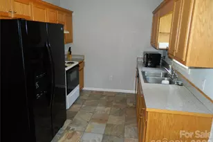 5320 Eider Ln, Granite Falls, NC 28630 - Photo 9