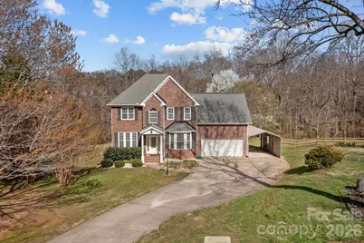 151 Saint Martins Lane, Statesville, NC 28677 - Photo 3