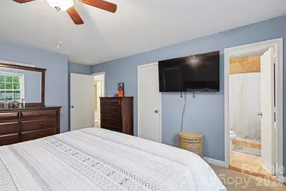 7729 Surreywood Place, Charlotte, NC 28270 - Photo 33