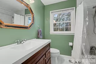 7729 Surreywood Pl, Charlotte, NC 28270 - Photo 9